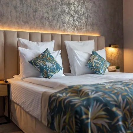 Joyme Hotel 3*